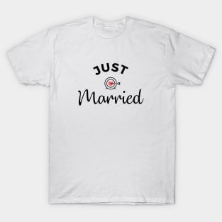 Just married T-Shirt